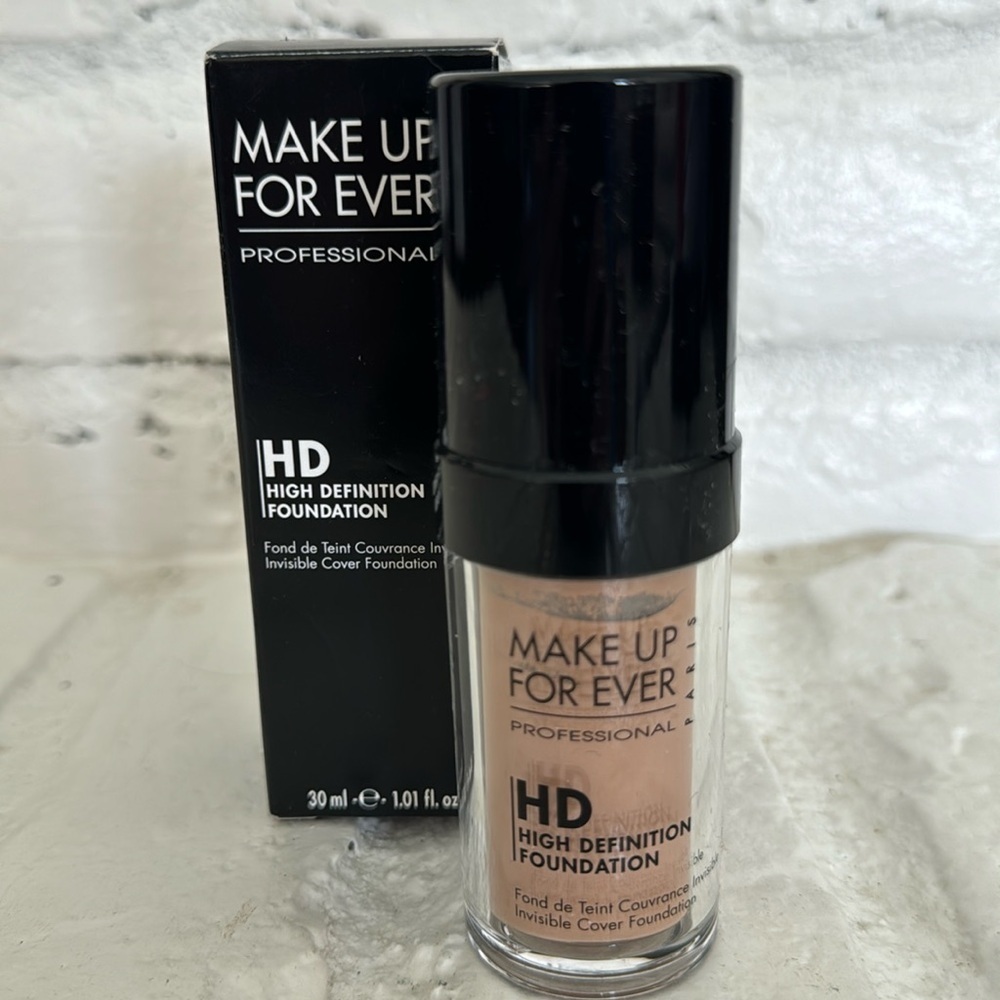 Make Up For Ever HD foundation N130 NIB